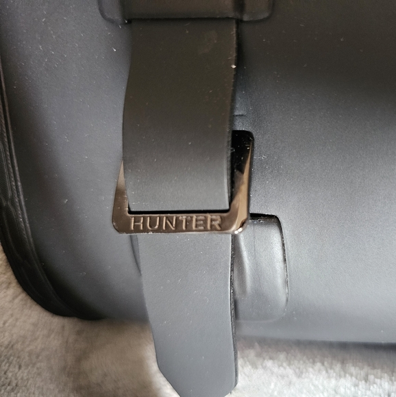 Hunter Womens Refined Slim Fit Rubber Mid-Calf Rain Boots Size 7 Muck Boots - Picture 12 of 14